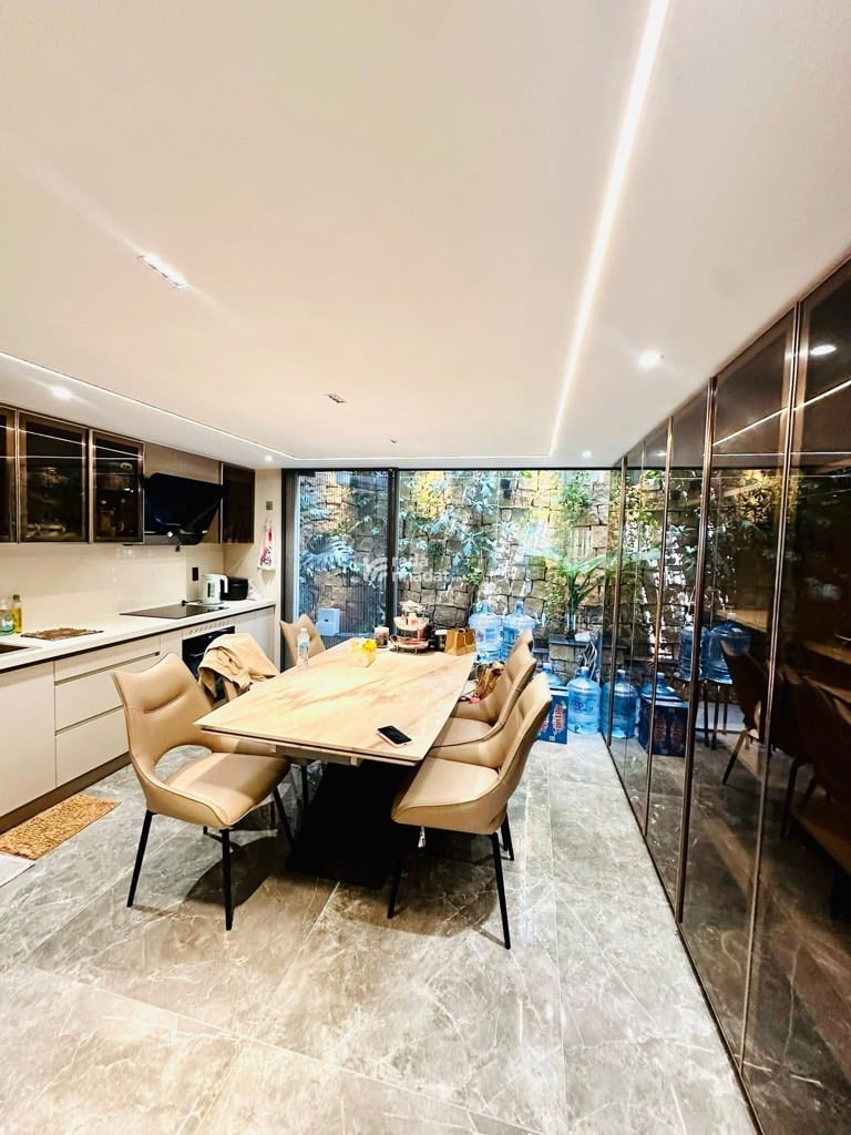 NHÀ VIP NGAY CHỢ PHẠM VĂN HAI, TÂN BÌNH, 107M2 MỚI Ở NGAY. GIẢM 750TR CHỈ CÒN 33.3T TL 