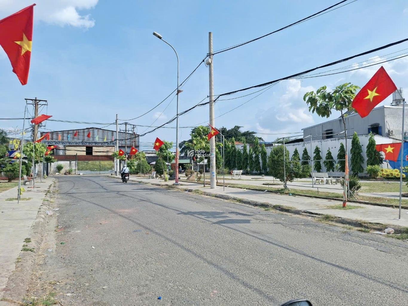 Bán đất HXH ngay Lê Thị Hoa ngang 8.3M 167M2 giá chỉ 7.5 tỉ
