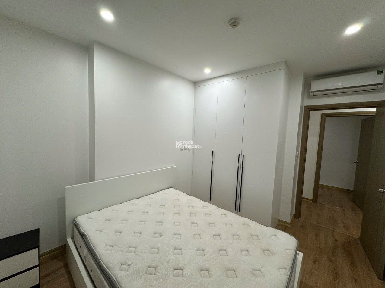 Cho thuê căn hộ 3 ngủ No17 KĐT Sài Đồng, Long Biên. 98m2. Để lại nội thất. Giá 9tr. LH: 0981 716 ***