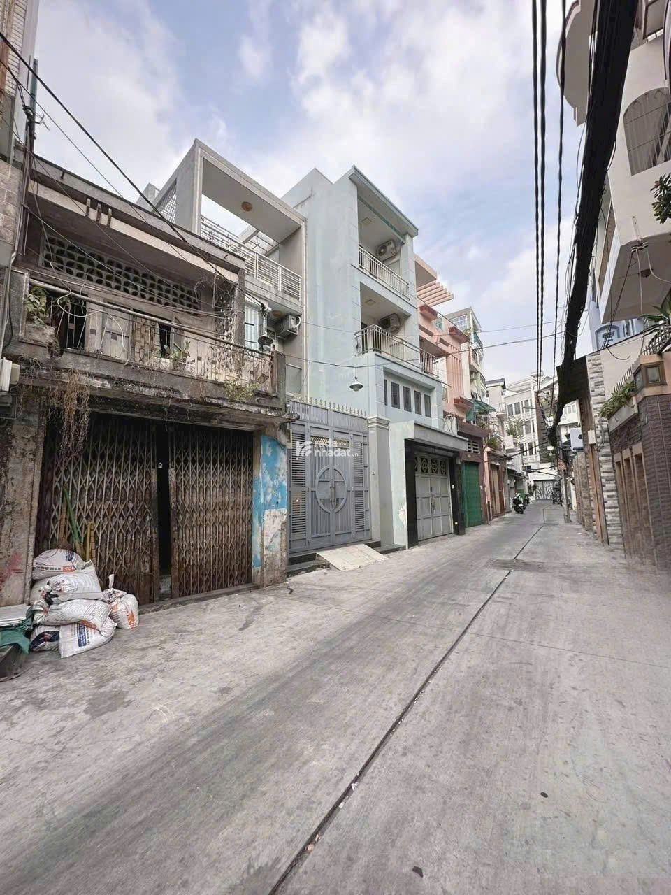  BÁN NHÀ HẺM ĐẸP NGUYỄN ĐÌNH CHIỂU 4X13M NGAY TRUNG TÂM QUẬN 3 GIÁ XỊN CHỈ 10 TỶ