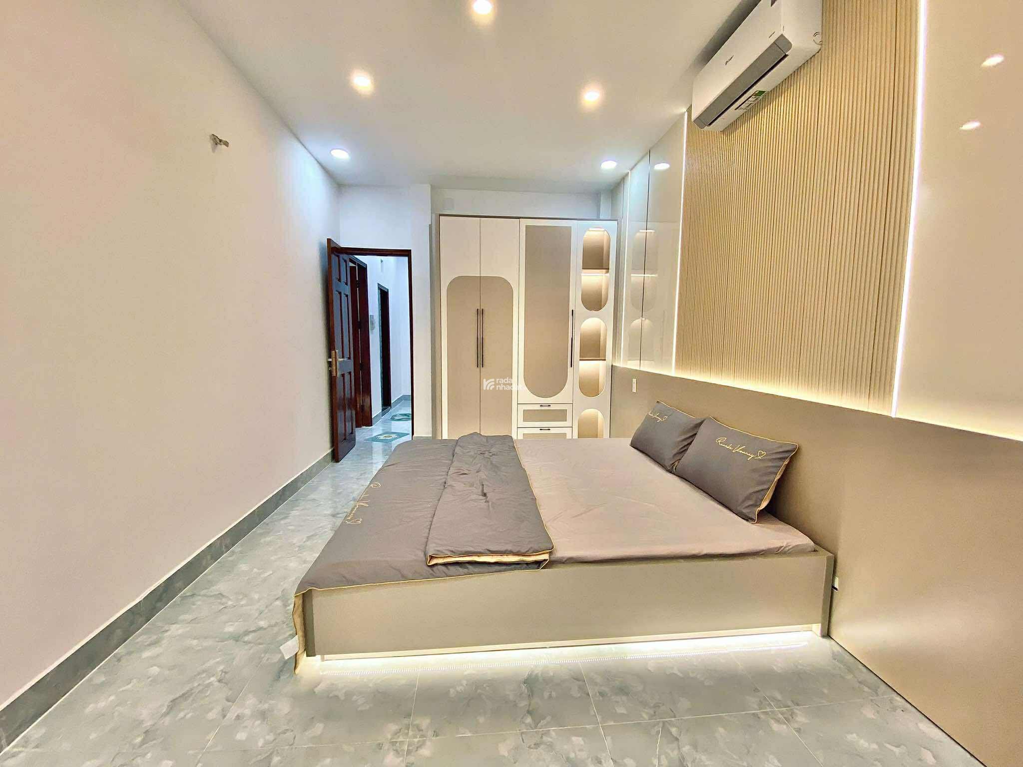 HXH PHAN HUY ÍCH - NGANG KHỦNG 6M - 4 TẦNG FULL NỘI THẤT - CHỈ 7.68 TỶ