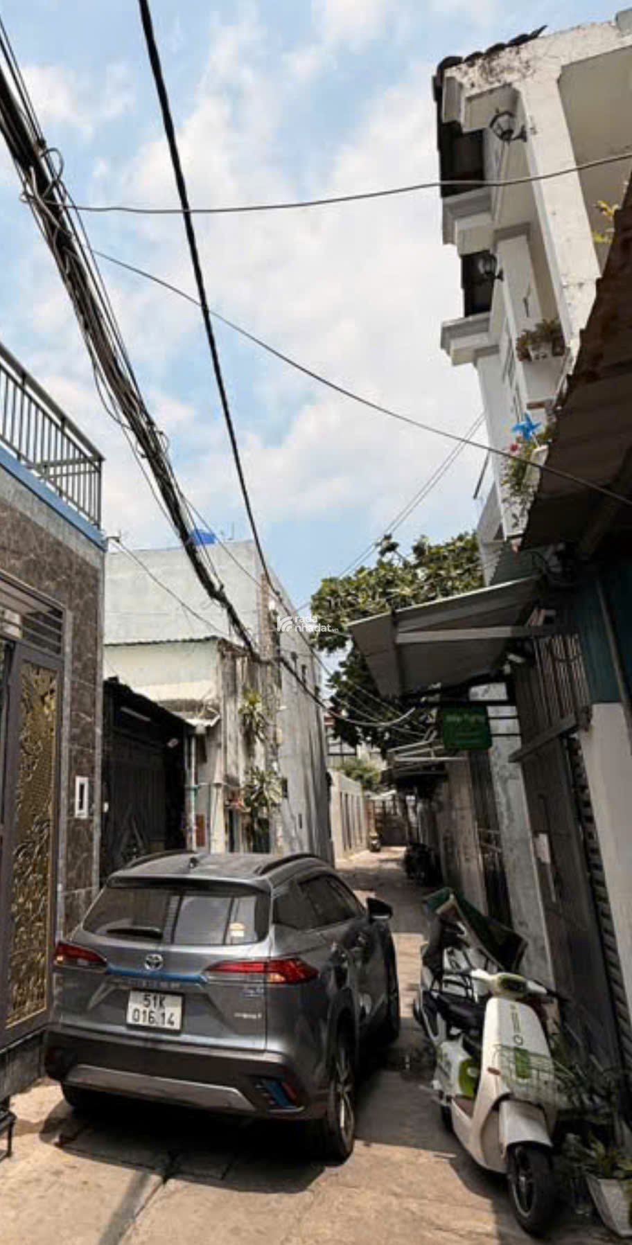 Nhà Đẹp 2 Tầng  FULL Nội Thất Cao Cấp  Xe BMW Đậu Trước Nhà Nguyễn Thị Kiễu P Hiệp Thành Q 12