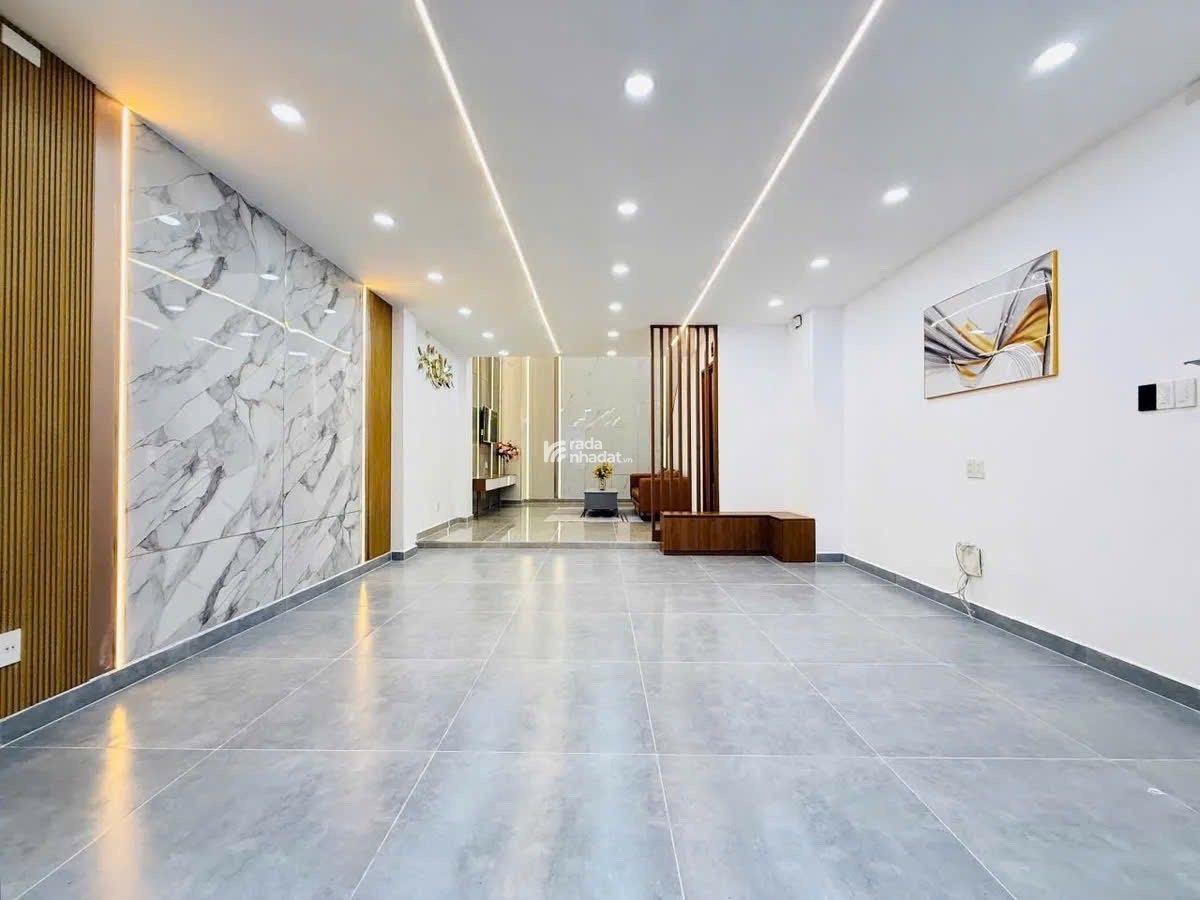 NHÀ 5 TẦNG XÂY MỚI FULL NỘI THẤT - 5x12 - KHU PHÂN LÔ HẺM 6M XE HƠI ĐỖ CỬA- CHỈ 9.39 TỶ TL