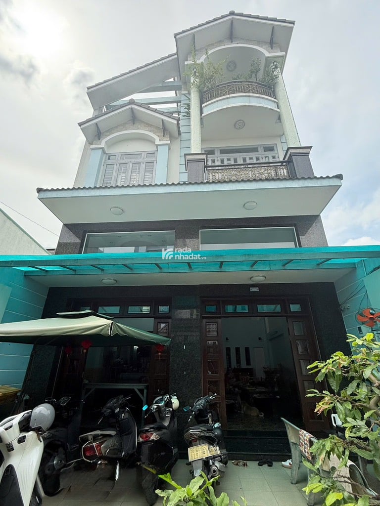  BIỆT THỰ TÂN KỲ TÂN QUÝ - TÂN PHÚ - HẺM NHỰA 8M - XE TẢI VÀO NHÀ - 200 M2 - 4 TẦNG BTCT