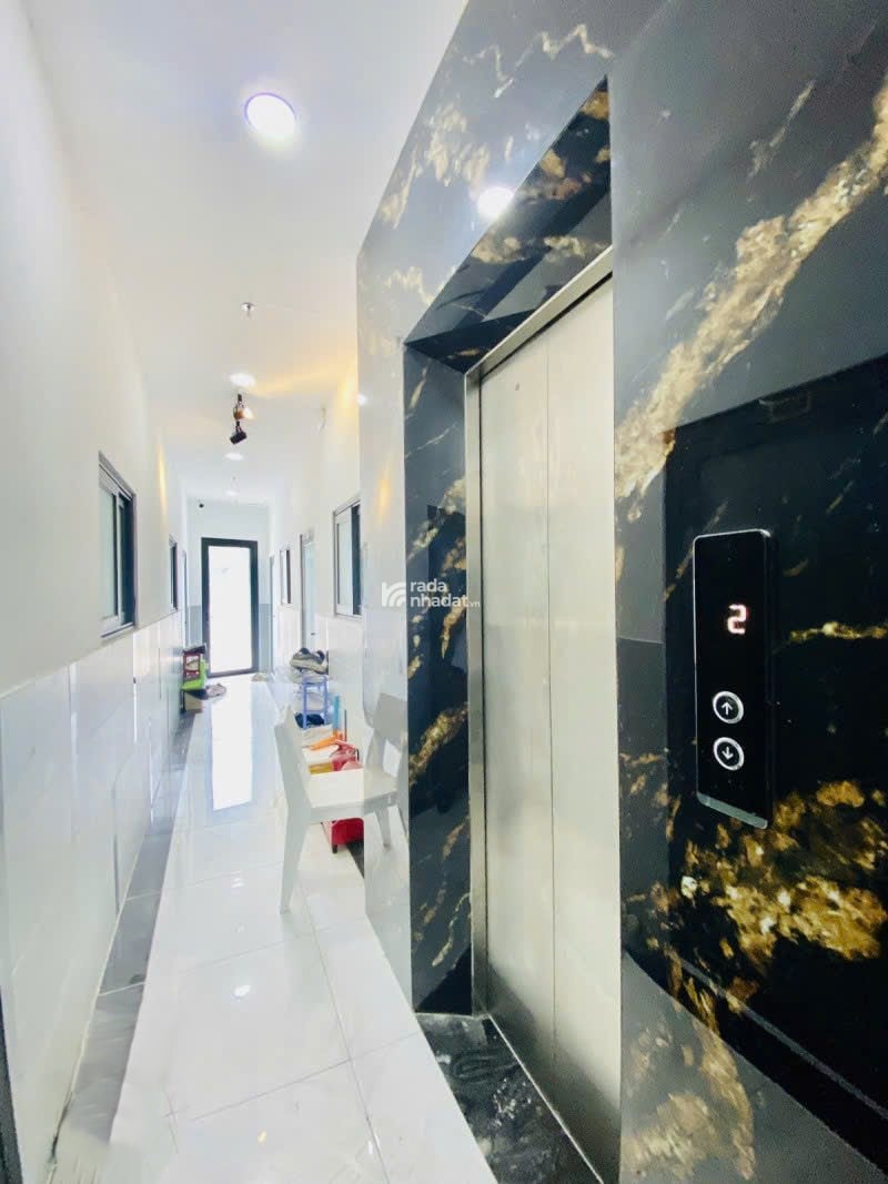 CHDV 8 tầng mới hẻm 656 Quang Trung ngang 8m 200m2 75PN TN 220tr gần chợ HHT 50 tỷ.