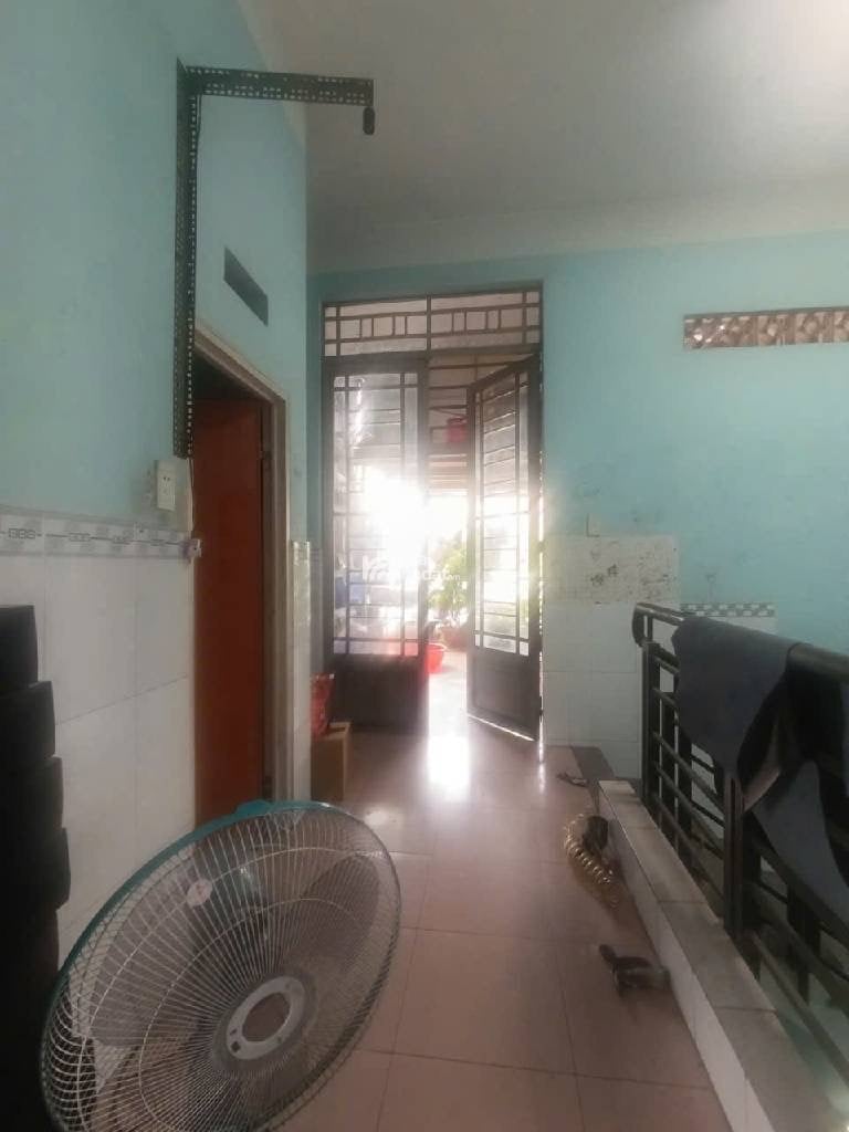 Bán nhà gần lê văn qưới mã lò bình long 