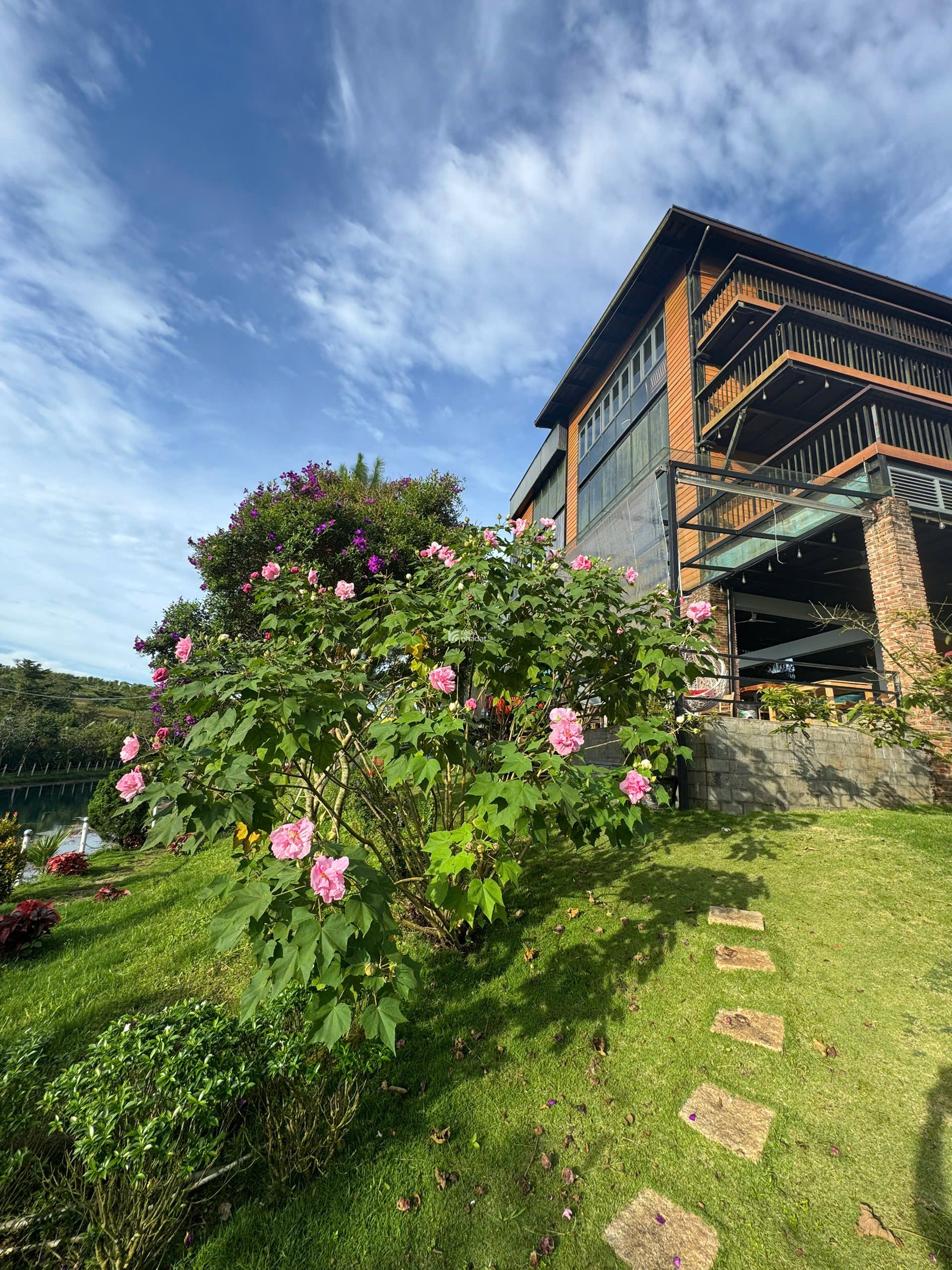 BẤT ĐỘNG SẢN NGHỈ DƯỠNG BẢO LỘC _ VỊ TRÍ CHỈ CÓ 1 KHÔNG CÓ 2 