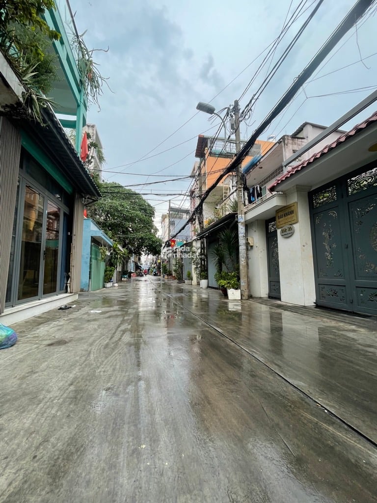 LÔ ĐẤT LIỀN KỀ - GẦN VÒNG XOAY LÊ ĐẠI HÀNH, ĐƯỜNG 100 BÌNH THỚI -Q.11 -DT: 64M2 - 6 TỶ 5