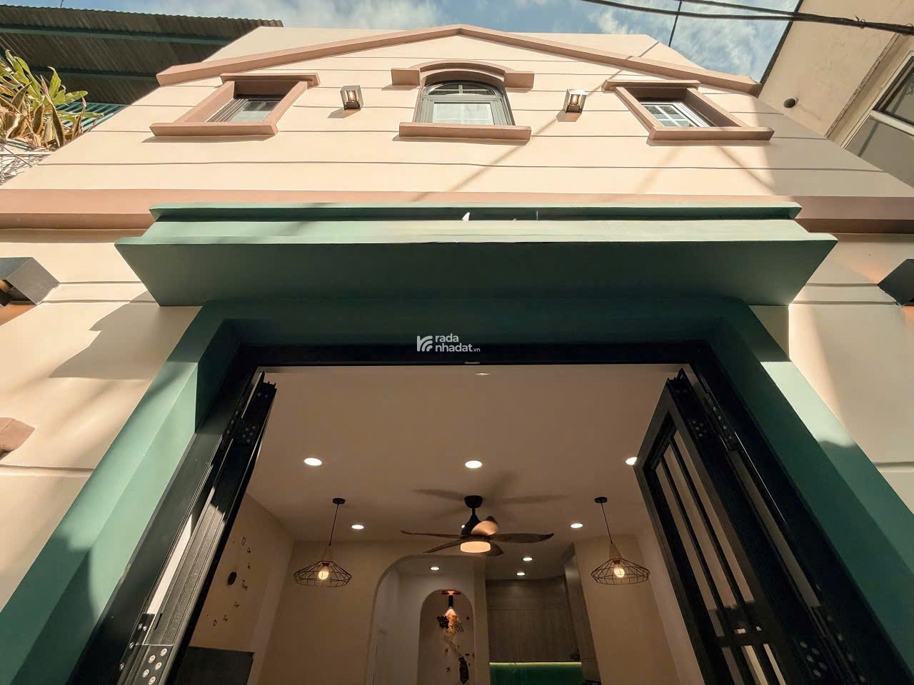 BÁN NHÀ HẺM XE TẢI 453 LÊ VĂN SỸ - NGANG 4M - GIÁ MỀM 4.6 TỶ 