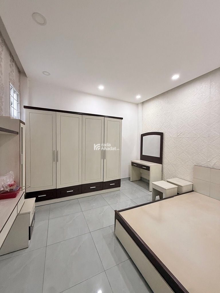 NHÀ ĐẸP 4 TẦNG – HIẾM – GIÁ TRỊ CAO - HẺM Ô TÔ - GIÁP QUẬN 10,11