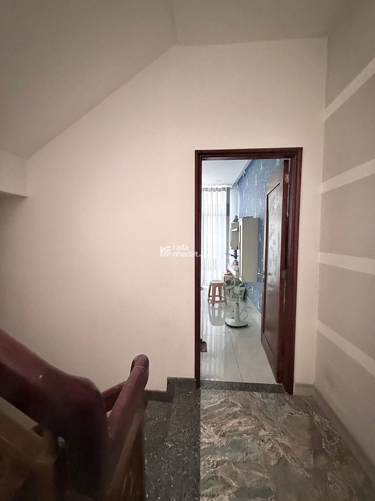 NHÀ ĐẸP 4 TẦNG – HIẾM – GIÁ TRỊ CAO - HẺM Ô TÔ - GIÁP QUẬN 10,11