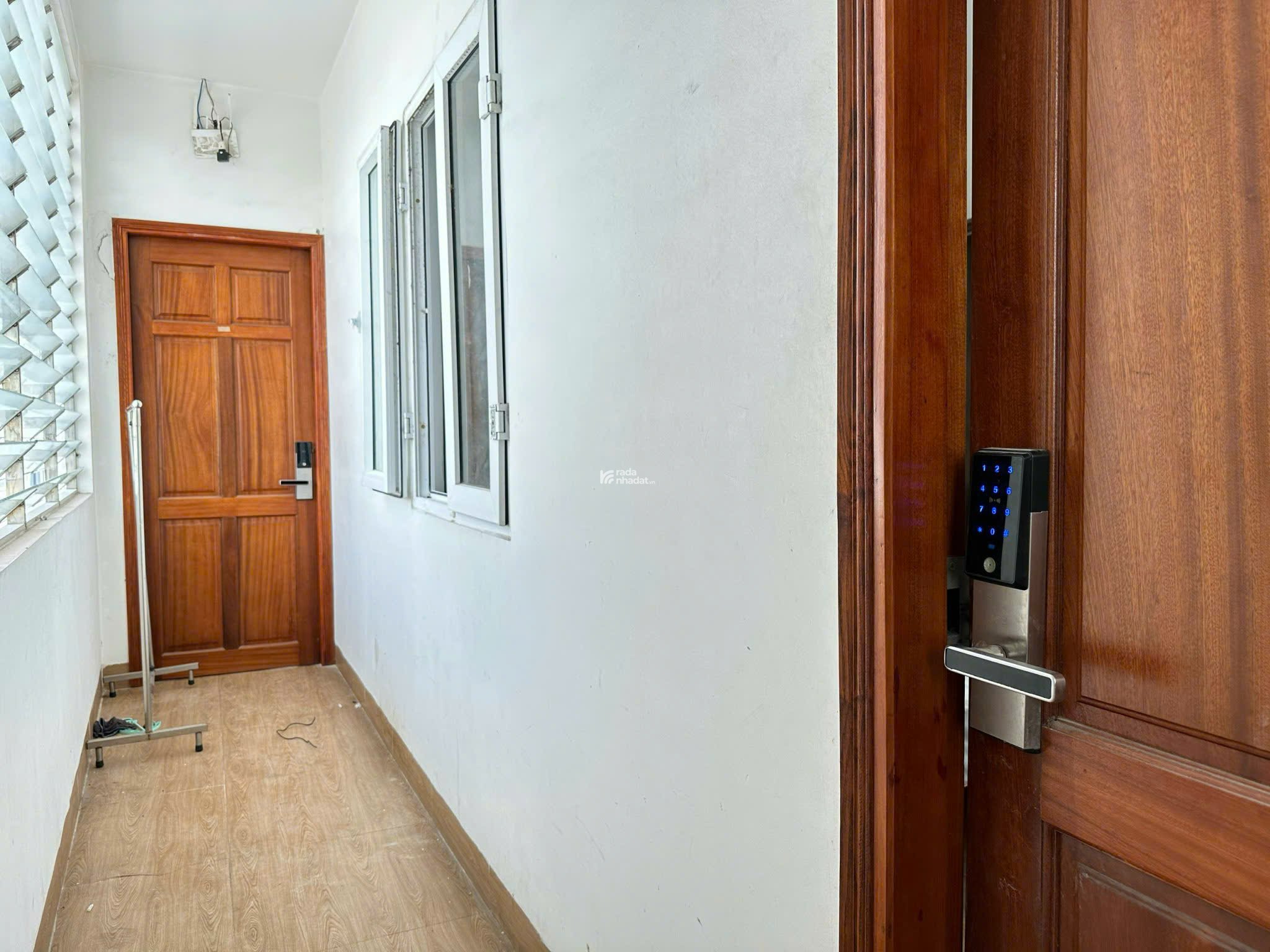 Cho thuê căn hộ quận 10, gần nhiều trường đại học, Vạn Hạnh mall, Big C, có thang máy