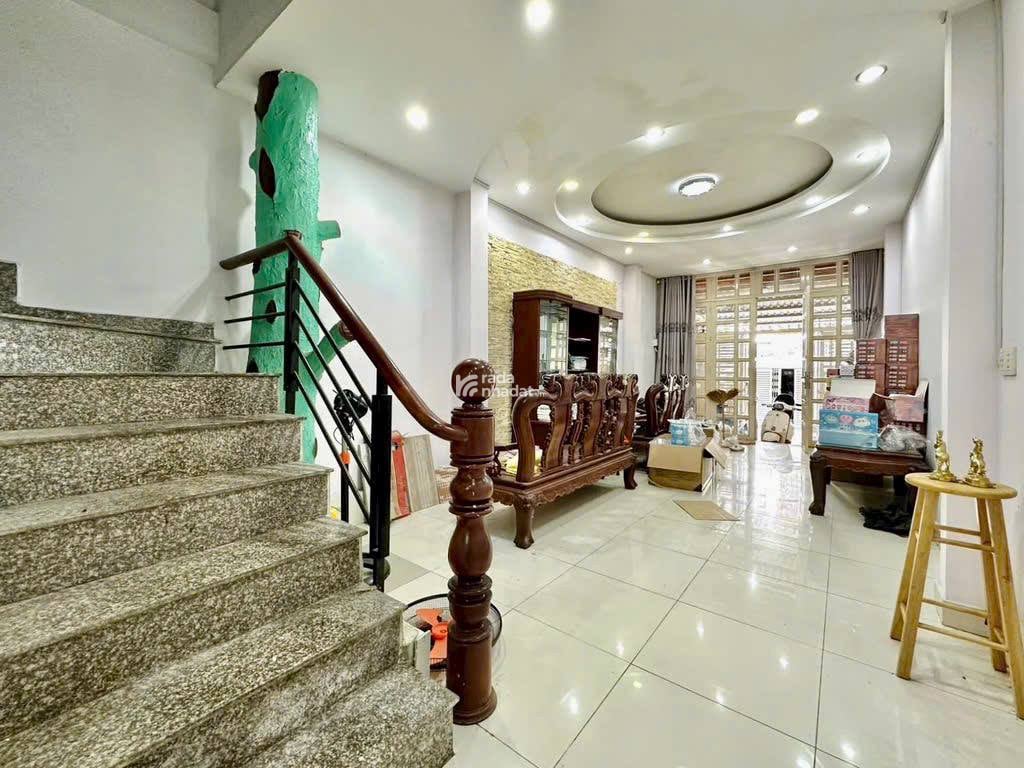 KHU D BÌNH THẠNH - NGAY ĐH HUTECH - HẺM 8M XE HƠI - 4TẦNG - 62M2 SỔ A4 - 12.5 TỶ