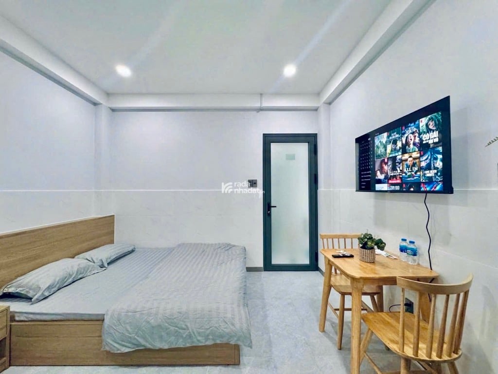 SIÊU PHẨM 4 TẦNG DÒNG TIỀN 45 TR/THÁNG- 6 PN- HẼM OTO CÁCH NHÀ 1 CĂN-GẦN ĐẠI HỌC HUTECH - 13 TỶ 600