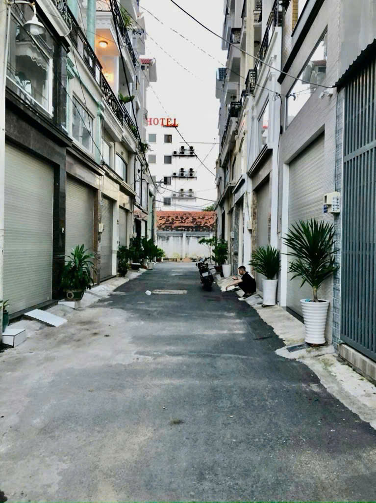 Bán Nhà Trần Thái Tông 91 m 2 Tầng Hẻm 5 m 7 Tỷ Xíu.