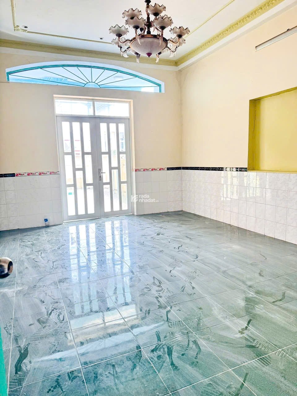 Bán nhà mặt tiền 2 lầu 124m2 đường Ba Đình P.10 Quận 8