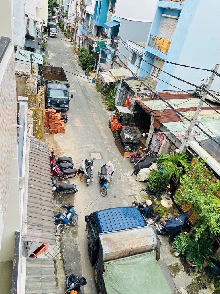  KINH DOANH NGAY LÊ VĂN QUỚI  - ĐƯỜNG 8m - 4x10 - 3TẤM - 4PN -