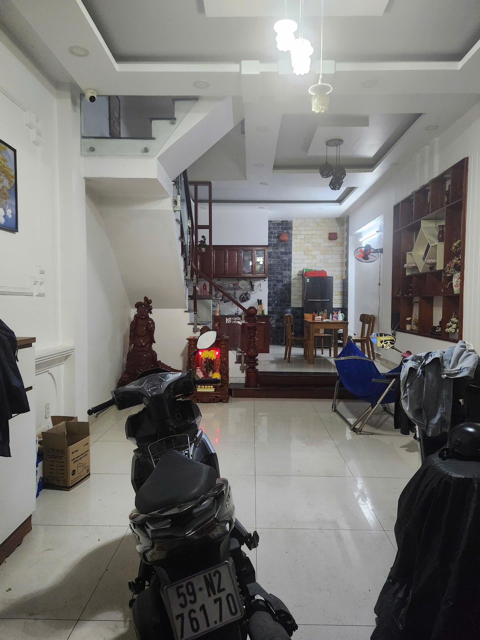 BÁN NHÀ PHỐ ĐẸP - SỔ HỒNG RIÊNG - QUỐC LỘ 13, THỦ ĐỨC, giá 7ty500 (TL)