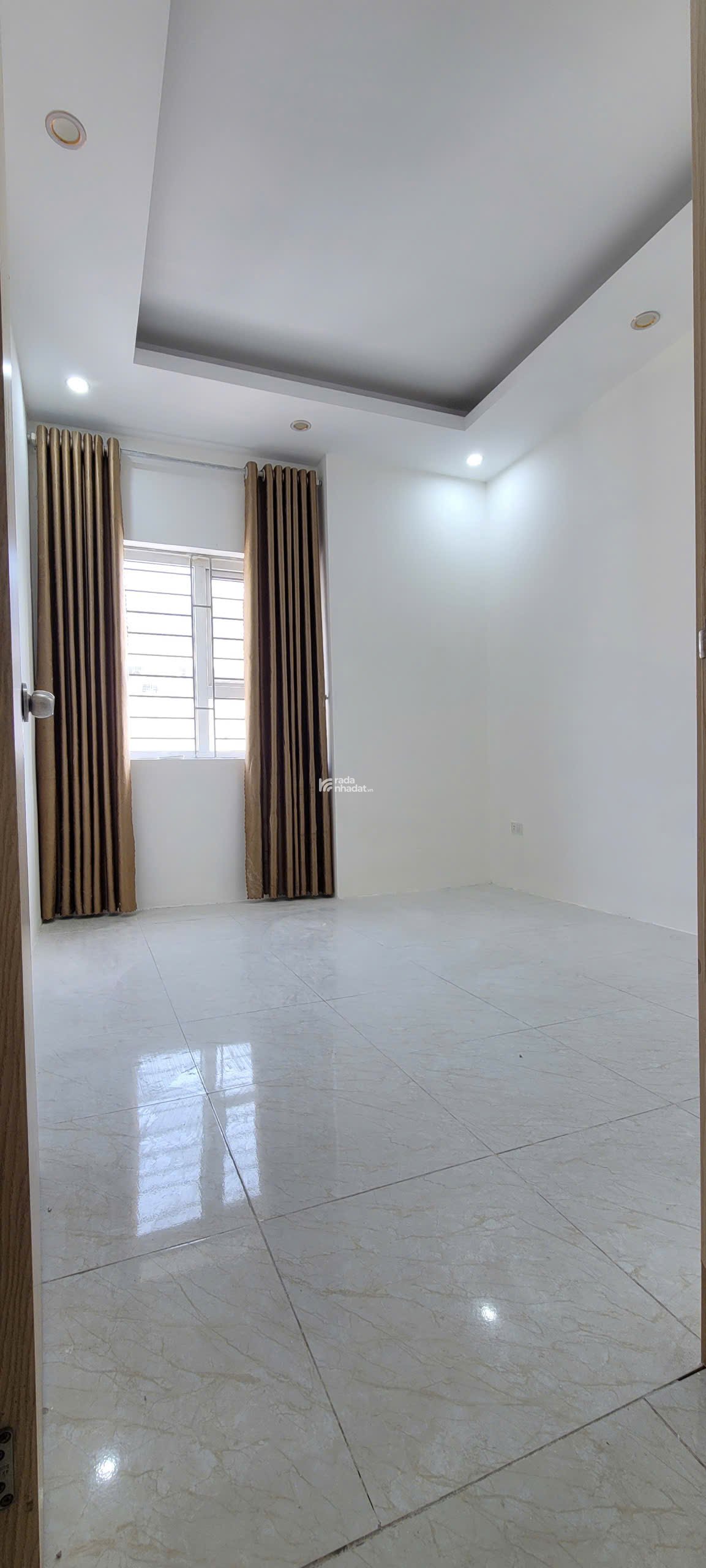 Chính chủ bán căn hộ 72m full nội thất tầng cao thoáng giá hợp lý tại KĐT Thanh Hà Cienco 5