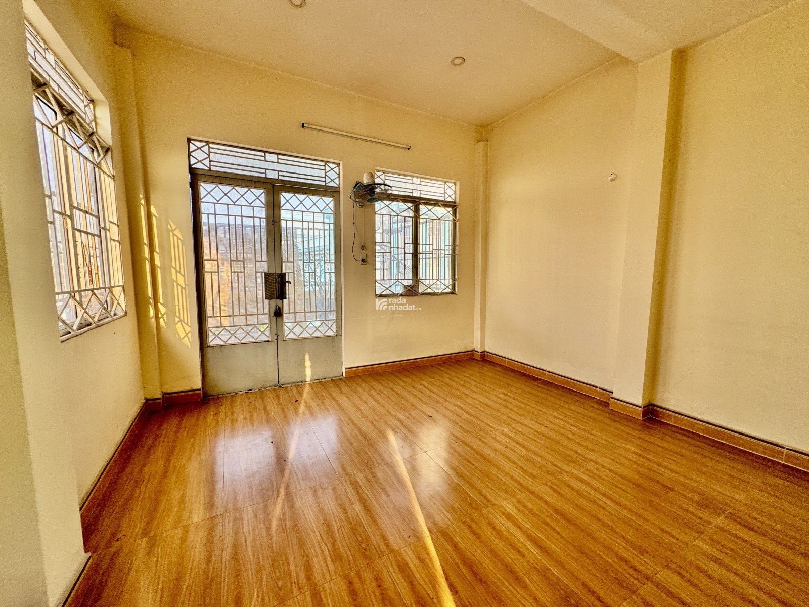 Bán nhà đường Bùi Minh Trực- Quận 8