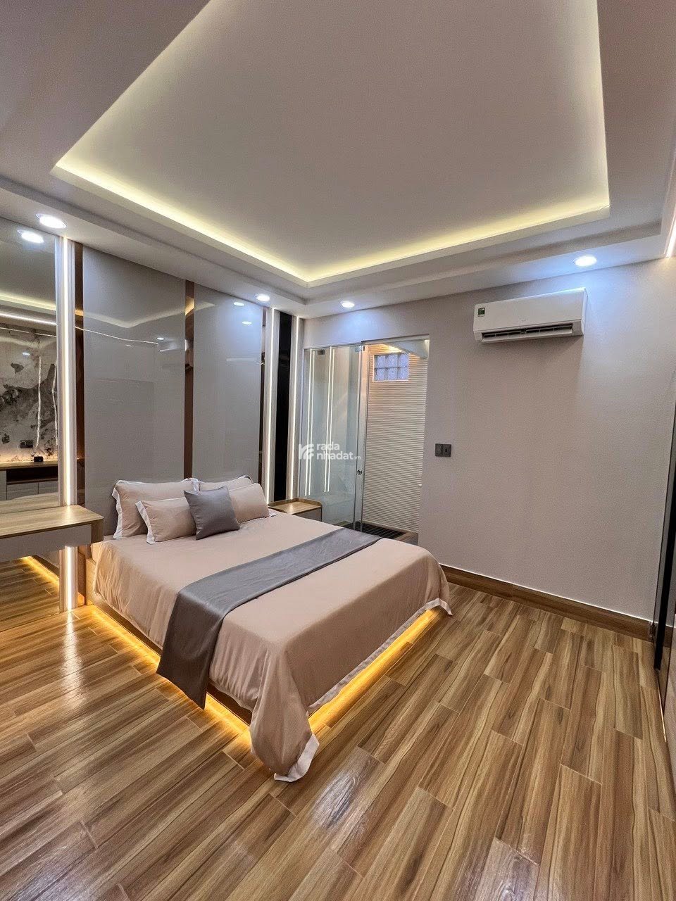 Bán nhà 110/20/22 Đường số 30 P.6, 6 tầng lửng ngược thang máy. Giá 13,5 tỷ TL