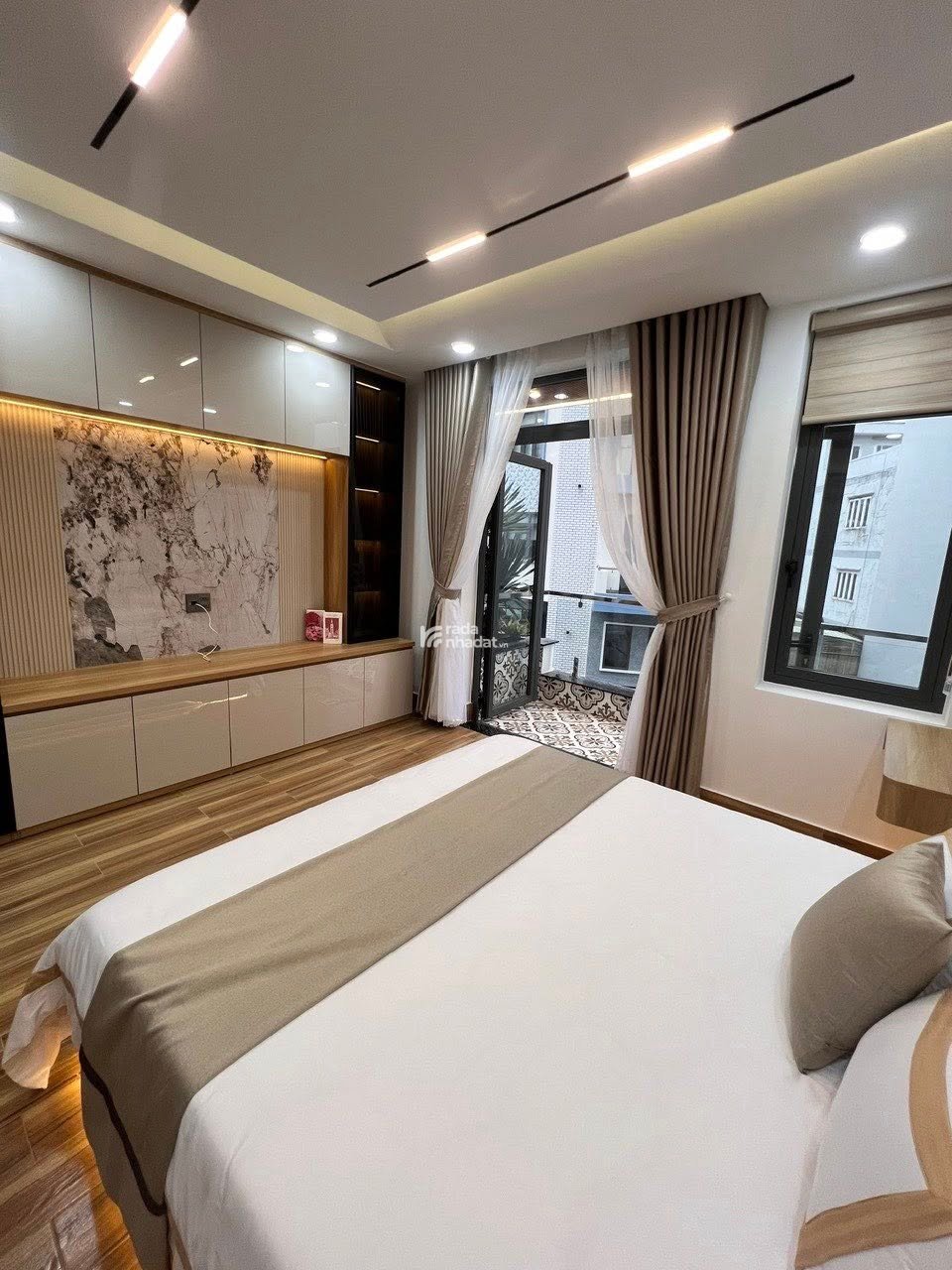 Bán nhà 110/20/22 Đường số 30 P.6, 6 tầng lửng ngược thang máy. Giá 13,5 tỷ TL