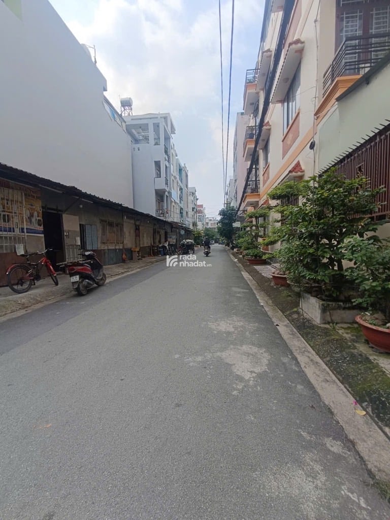 Bán nhà MTKD, 4 tầng, 4x23m, ôtô ngủ trong nhà, Ngay chợ An Nhơn Lê Đức Thọ Gò Vấp, 15 tỷ