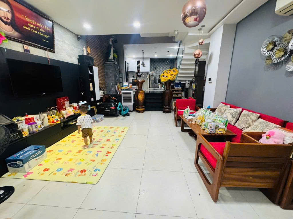 BÁN NHÀ MẶT TIỀN ĐƯỜNG SỐ 6D,KHU TÊN LỬA (5m x 18m x 4 TẦNG) 12 TỶ TL