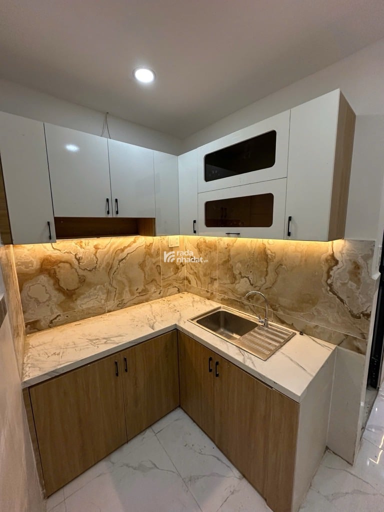 HẺM XE HƠI XÔ VIẾT NGHỆ TĨNH, BÌNH THẠNH, 2 TẦNG MỚI TINH Ở NGAY. GIẢM 350TR CHỈ CÒN 4T TL 