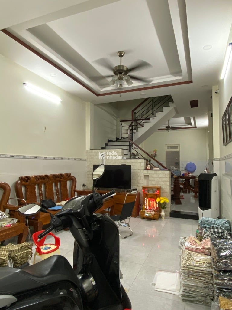 NGAY AEON MALL, HẺM XE HƠI ĐÔ ĐỐC LONG, TÂN PHÚ, 72M2 Ở NGAY. GIẢM 550TR CHỈ 8.5T TL TỐT