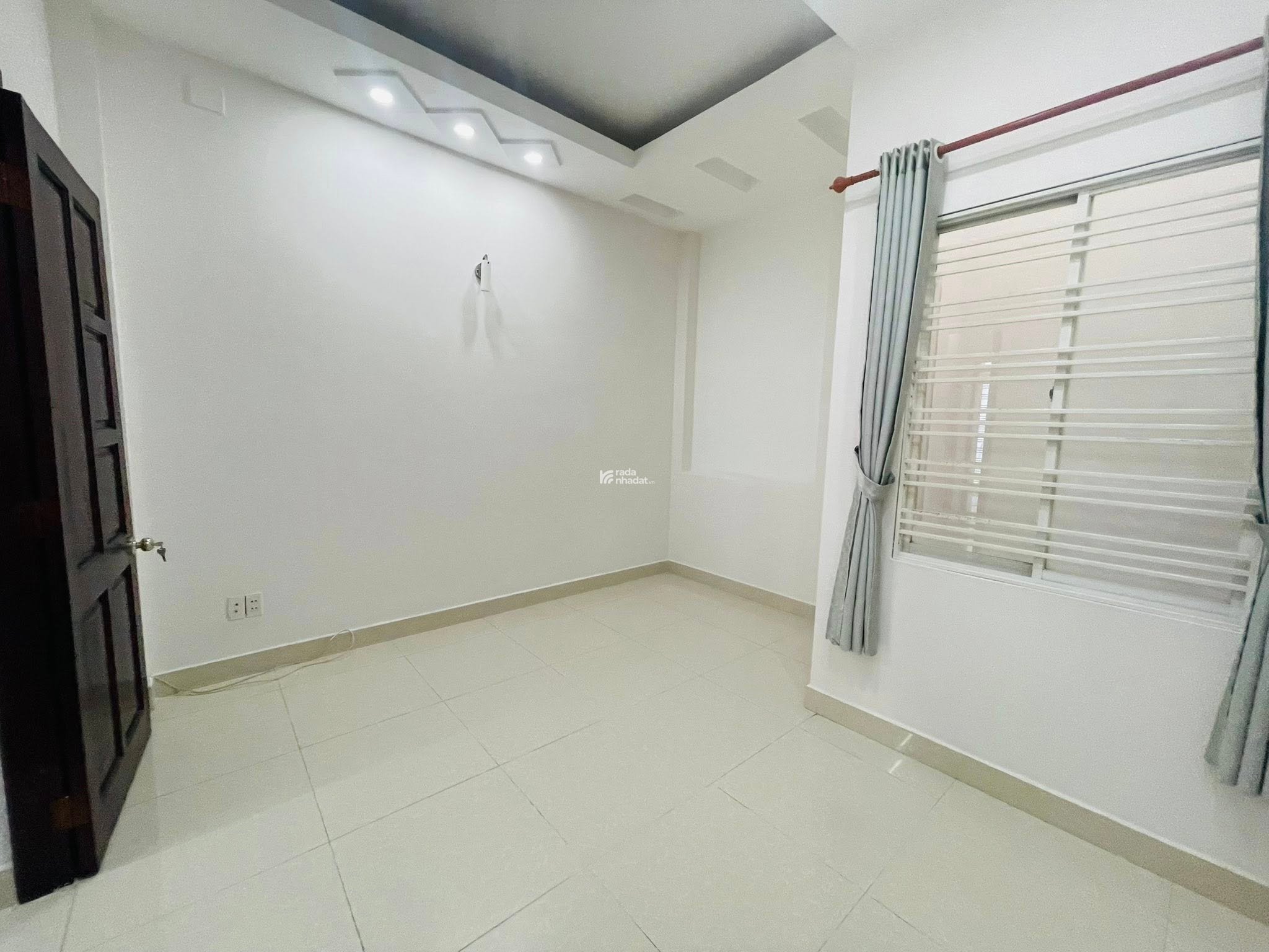 Bán nhà 401/16 Lê Văn Thọ P.9 GV, Dt 4x12m, 1 trệt 3 lầu ST. Giá 7,6 tỷ