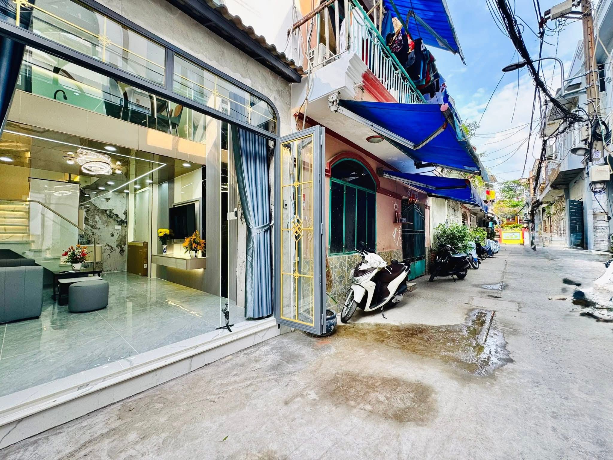 Cực hiếm nhà 32m2 đường Phạm Văn Chiêu, P14 Gò Vấp. Giá 2 tỷ 480, hẻm 5m, sổ riêng