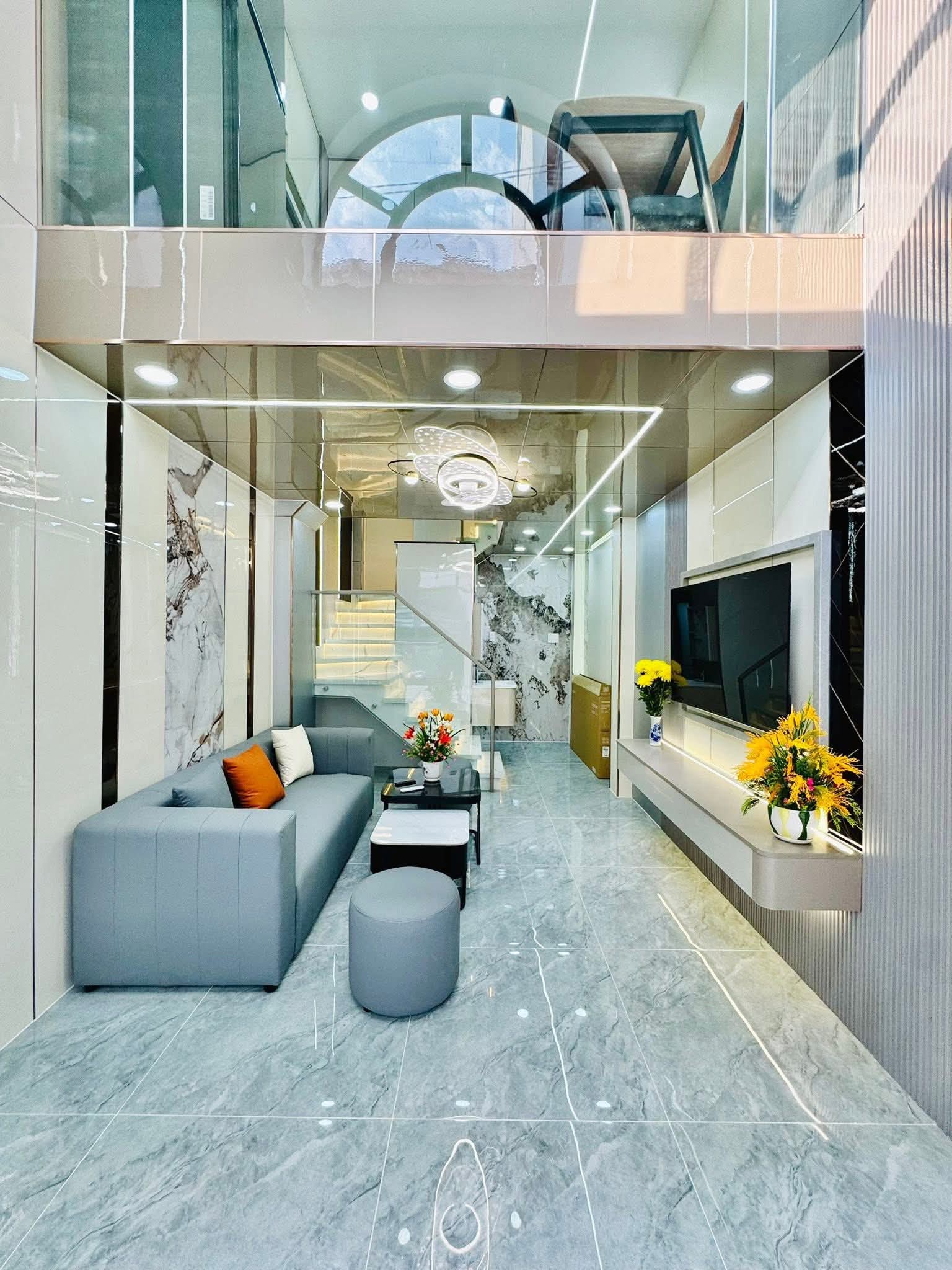 Cực hiếm nhà 32m2 đường Phạm Văn Chiêu, P14 Gò Vấp. Giá 2 tỷ 480, hẻm 5m, sổ riêng