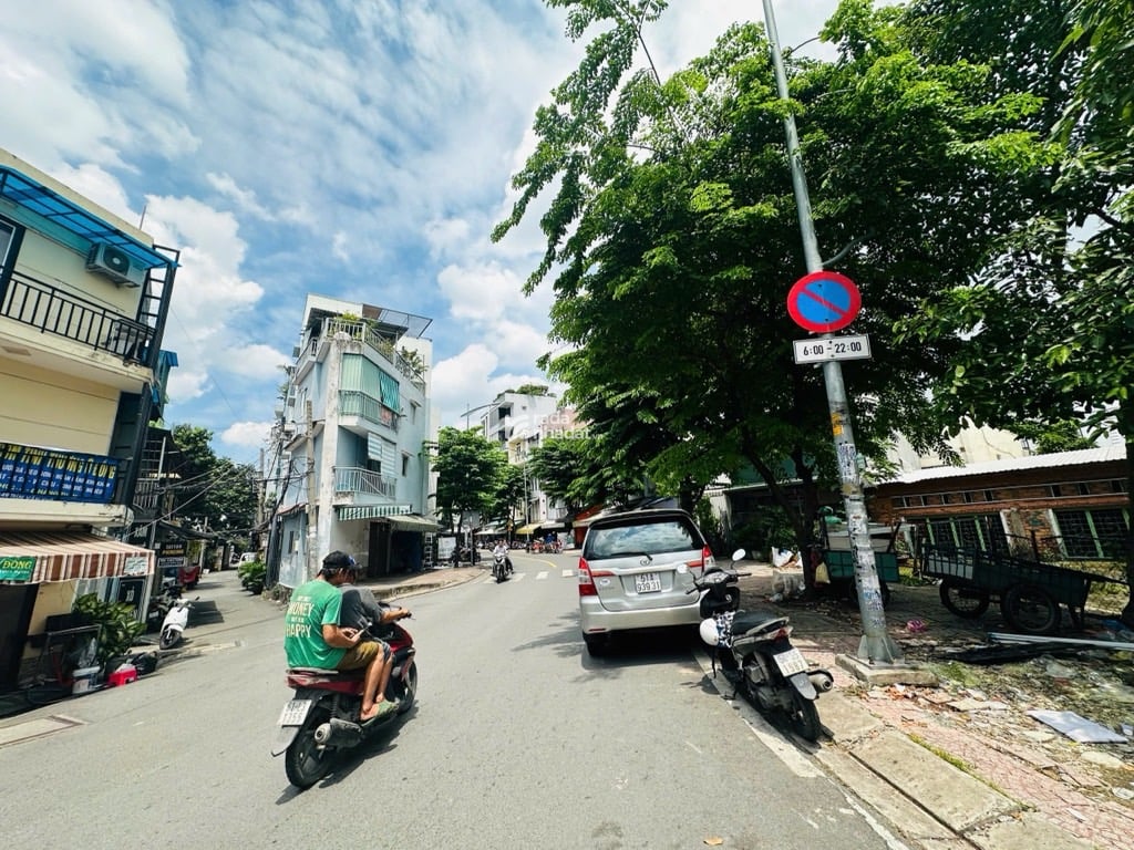 SÁT VÁCH QUẬN 1, HXH PHAN VĂN HÂN, BÌNH THẠNH, 35M2 TIỆN XÂY. GIẢM 350TR CHỈ CÒN 7.25T TL 