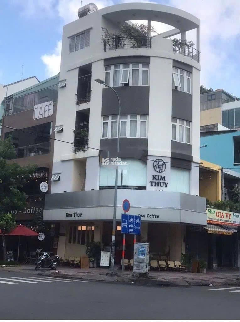 Bán tòa nhà góc 3 mặt tiền 4,5x15m, 6 tầng thang máy, Ni Sư Huỳnh Liên, Tân Bình, giá 14,99 tỷ