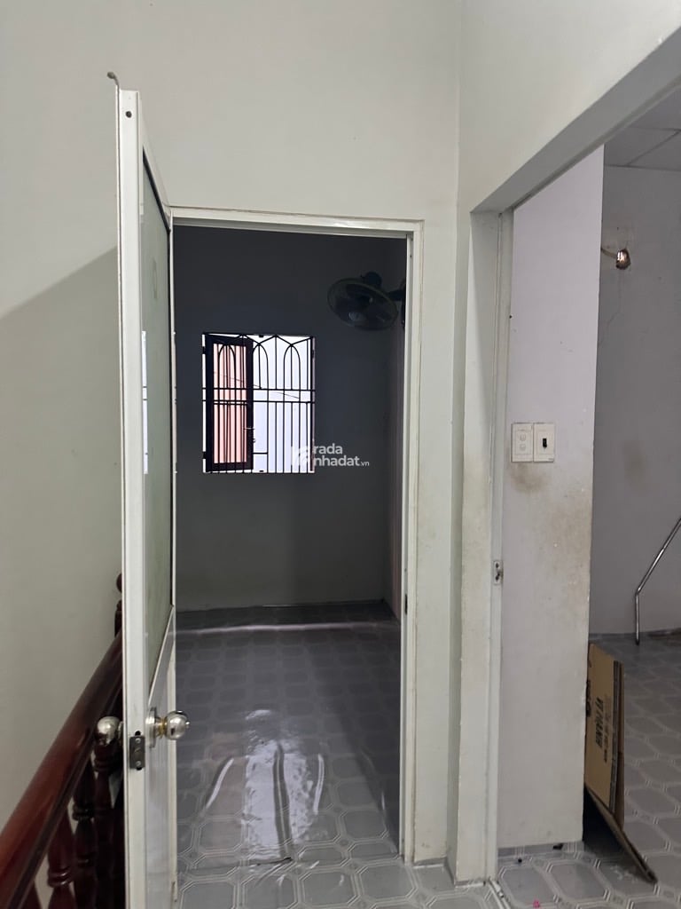 SÁT HẺM XE HƠI NHIÊU TỨ, PHÚ NHUẬN, 30M2 MỚI CÓ KC Ở NGAY. GIẢM 350TR CHỈ CÒN 3.65T TL 