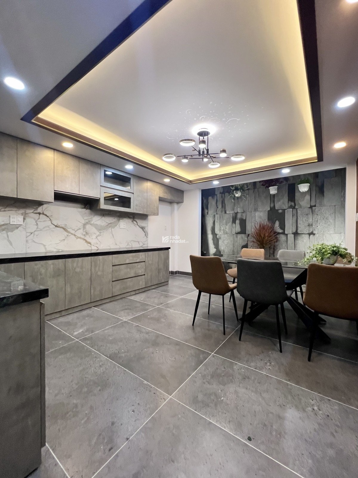 HẺM 6M CÁCH TẶNG NỘI THẤT CƠ BẢN DT: 4X16 - 64M2  KC: Trệt lững 2 lầu - 4pn 4wc - phòng thờ - st