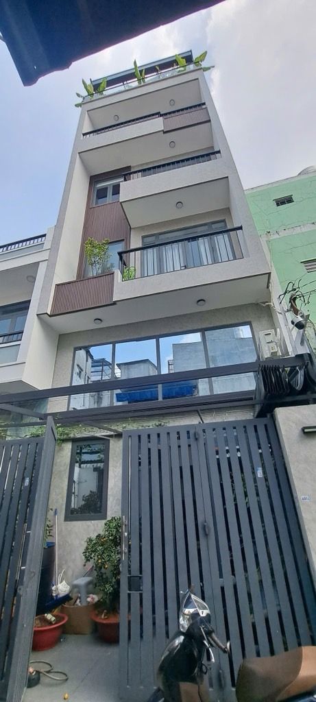 MẶT TIỀN KINH DOANH QUẬN TÂN BÌNH - 6 TẦNG - FULL NỘI THẤT CAO CẤP - KHU VIP CỘNG HÒA - GẦN GA T3