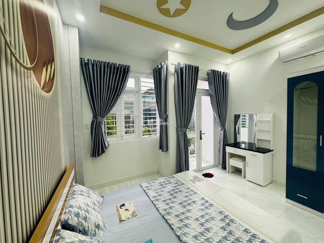 Bán nhà Võ Văn Ngân, hẻm xe hơi, 40m2, giá chỉ 3Tỷ600Tr