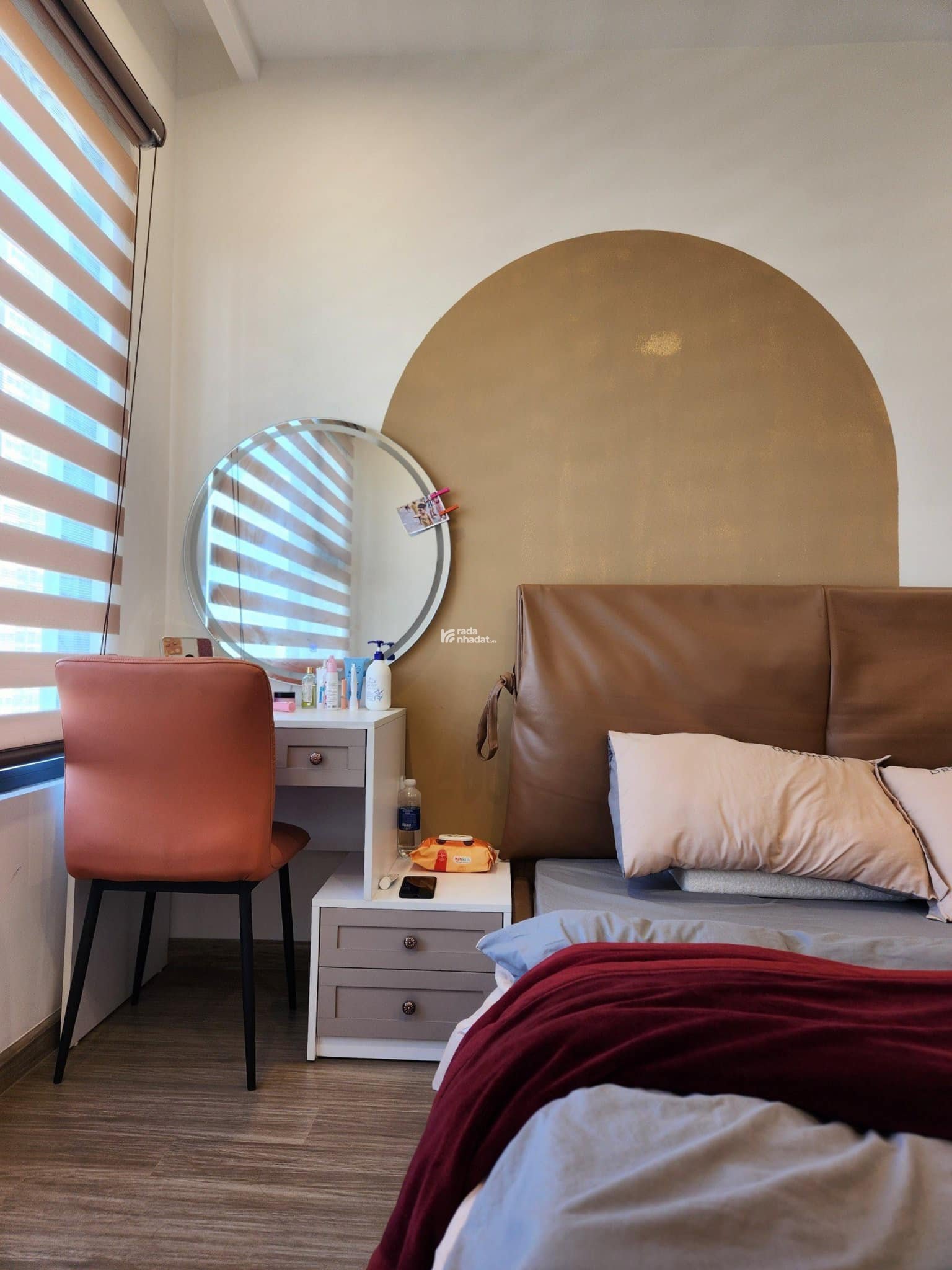 Chính chủ cần bán gấp CH Studio khu Sakura Vinhomes Smart City, full đồ, sổ đỏ, DT: 36m2 giá 1,9 tỷ