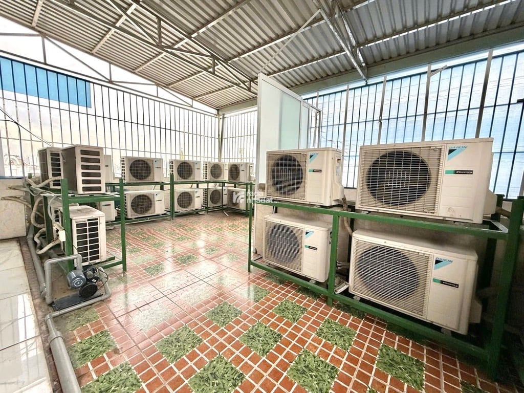 KHÁCH SẠN CAO CẤP- NGUYỄN THÁI BÌNH-P.12-TÂN BÌNH-DT: 7.9*22.6M- 58 TỶ 5
