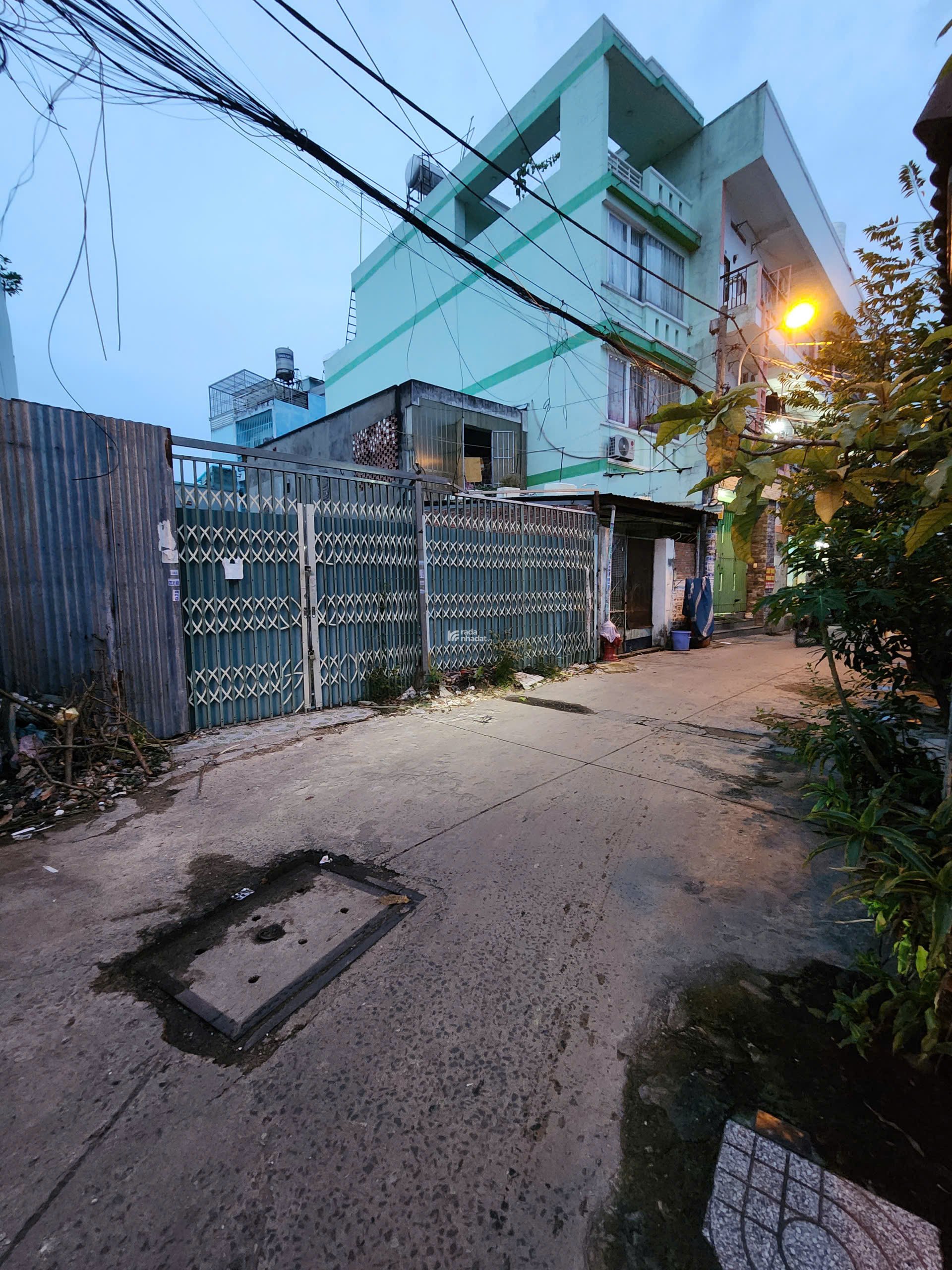 NHÀ NÁT VỊ TRÍ ĐẸP 1/ 15m ĐƯỜNG TÂN THỚI NHẤT 1, HẺM THÔNG XE HƠI, 4x20m