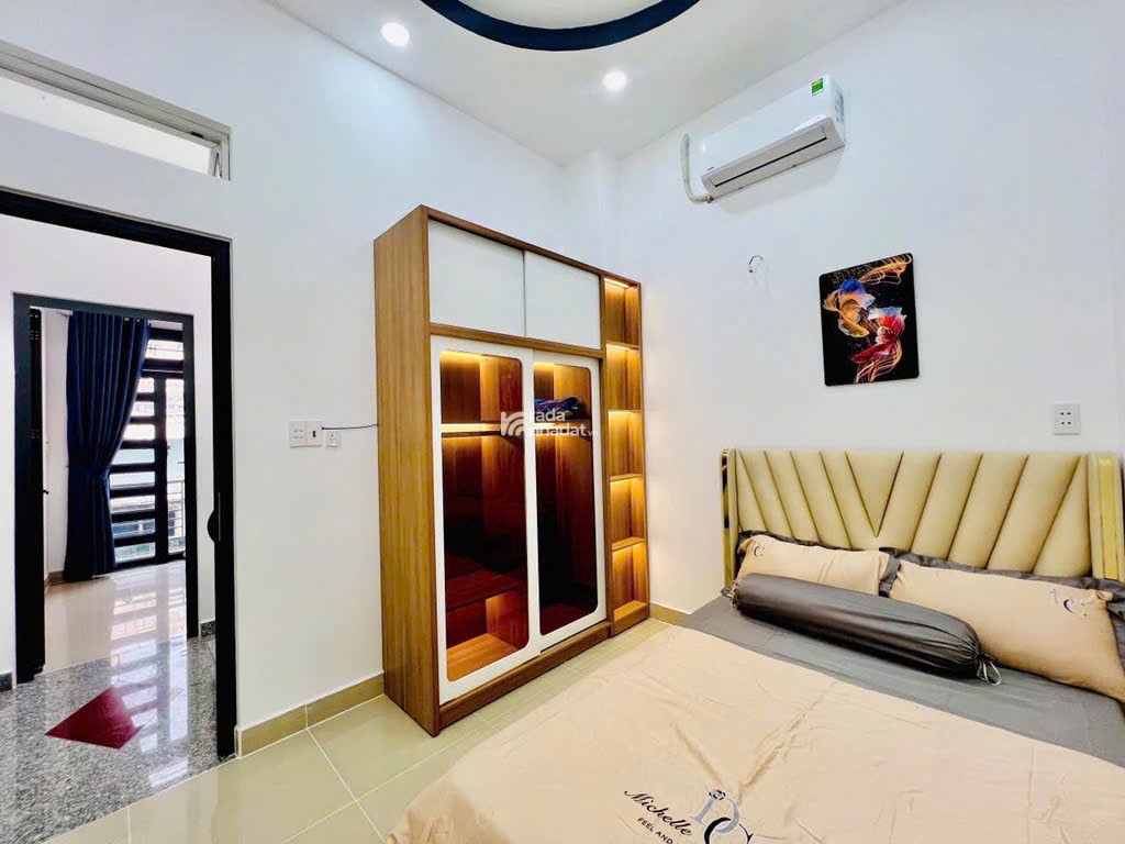 NHÀ MỚI SIÊU ĐẸP - QUANG TRUNG - PHƯỜNG 8 - GÒ VẤP - 3 TẦNG - 32m2 - GIÁ 5 TỶ 200