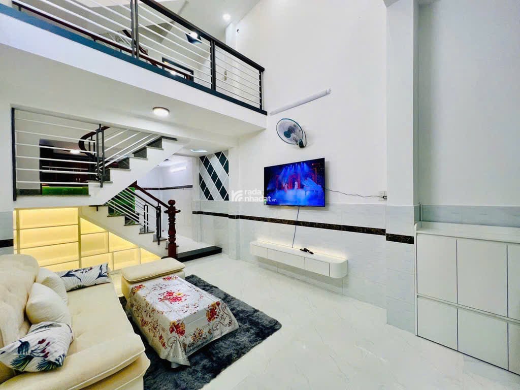 NHÀ MỚI SIÊU ĐẸP - QUANG TRUNG - PHƯỜNG 8 - GÒ VẤP - 3 TẦNG - 32m2 - GIÁ 5 TỶ 200