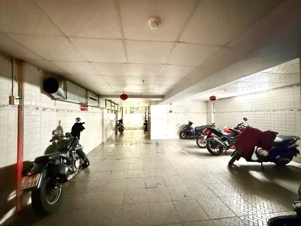 KHÁCH SẠN CAO CẤP - ĐƯỜNG ÔTÔ TRÁNH - HẦM  7 TẦNG – 38 PHÒNG FULL NỘI THẤT – DÒNG TIỀN 220TR/THÁNG