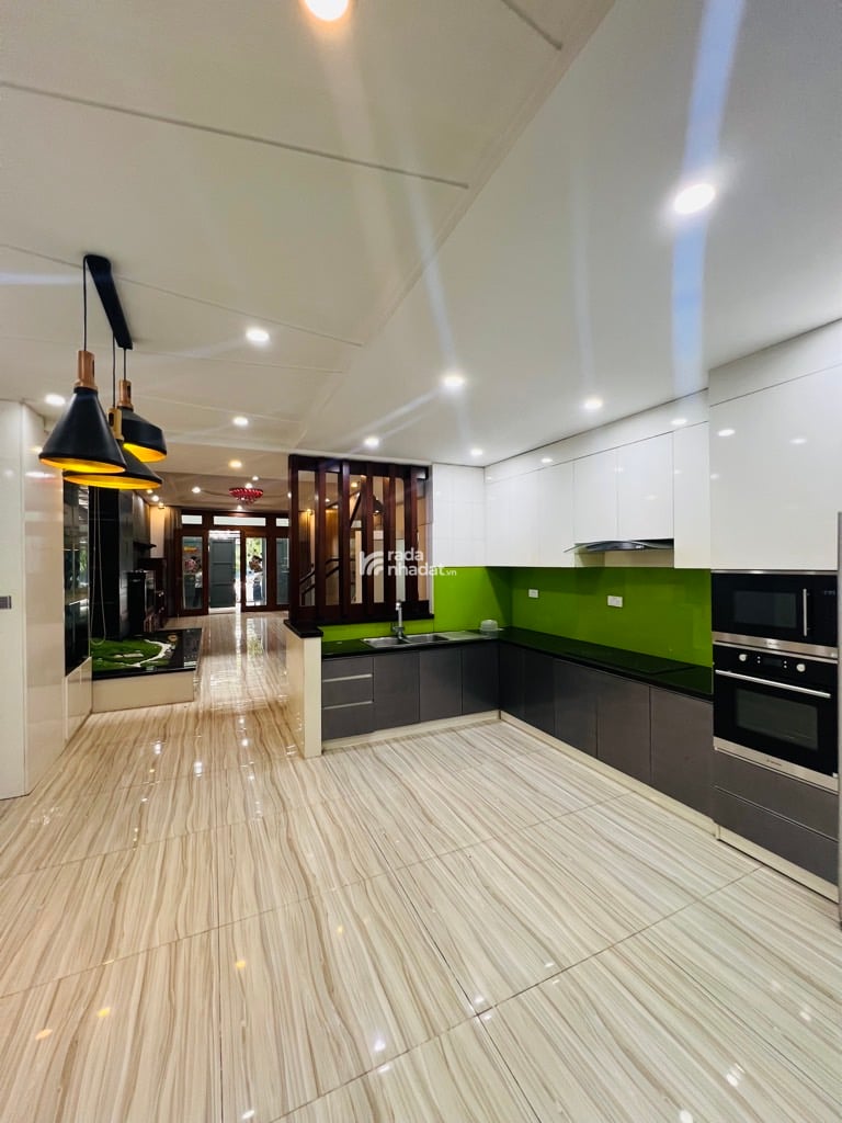 BÁN NHÀ MẶT TIỀN 20M 100M2 CHỈ 14.7 TỶ AEON MALL BÌNH TÂN 5 PHÒNG NGỦ 6WC THIẾT KẾ LỆCH TẦNG