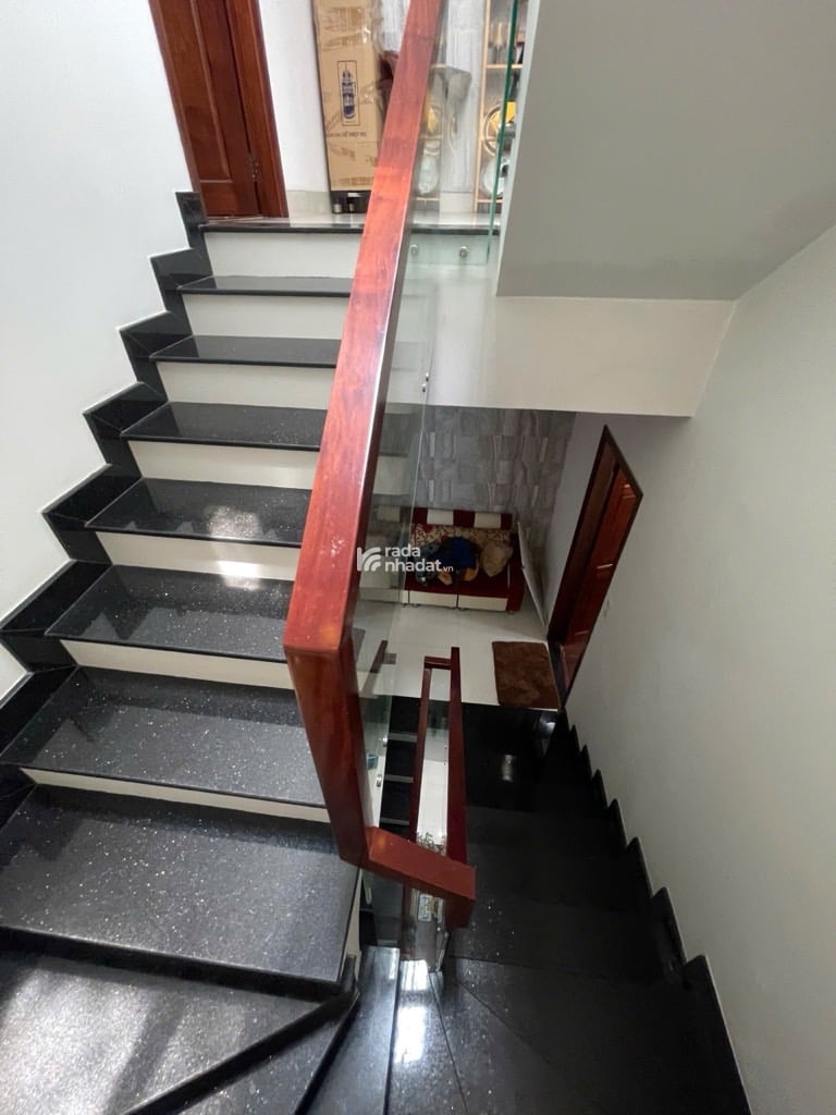 KHU VIP LẠC LONG QUÂN, ÂU CƠ - NỞ HẬU 5.2M - 64M2 (4x13) - 4 TẦNG - GIÁP Q11, TÂN BÌNH - 12 TỶ 200