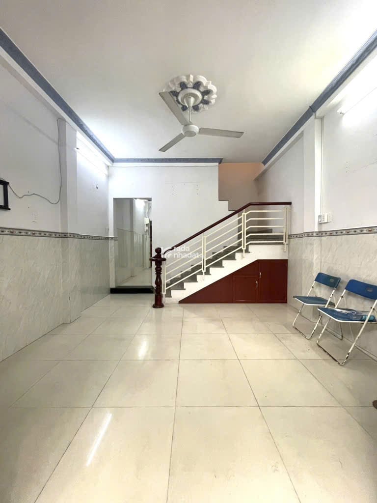 Nhà 3 tầng  2 mặt hẻm trước sau Phạm Văn Chiêu P14  Gò Vấp 4x10m Giá 4.2 Tỷ Thương lượng