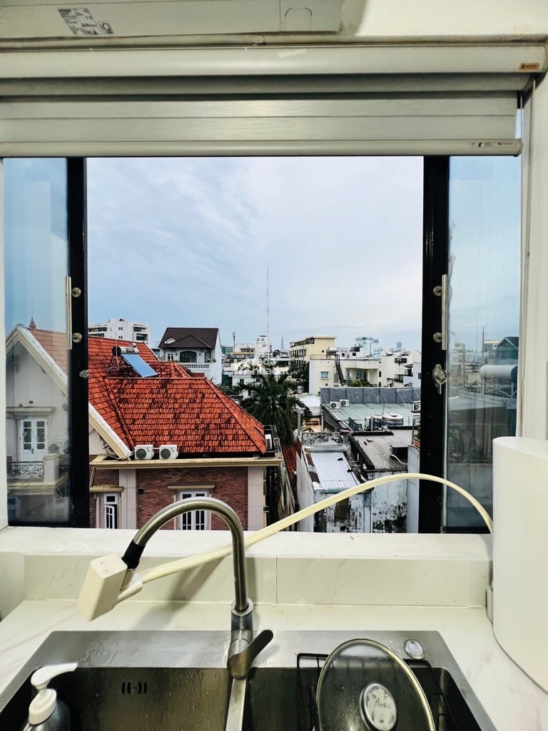 SÁT SÂN BAY, HẺM XE HƠI HOÀNG VĂN THỤ, PHÚ NHUẬN, 30M2 CÓ KC Ở NGAY. GIẢM 550TR CHỈ 10T TL 