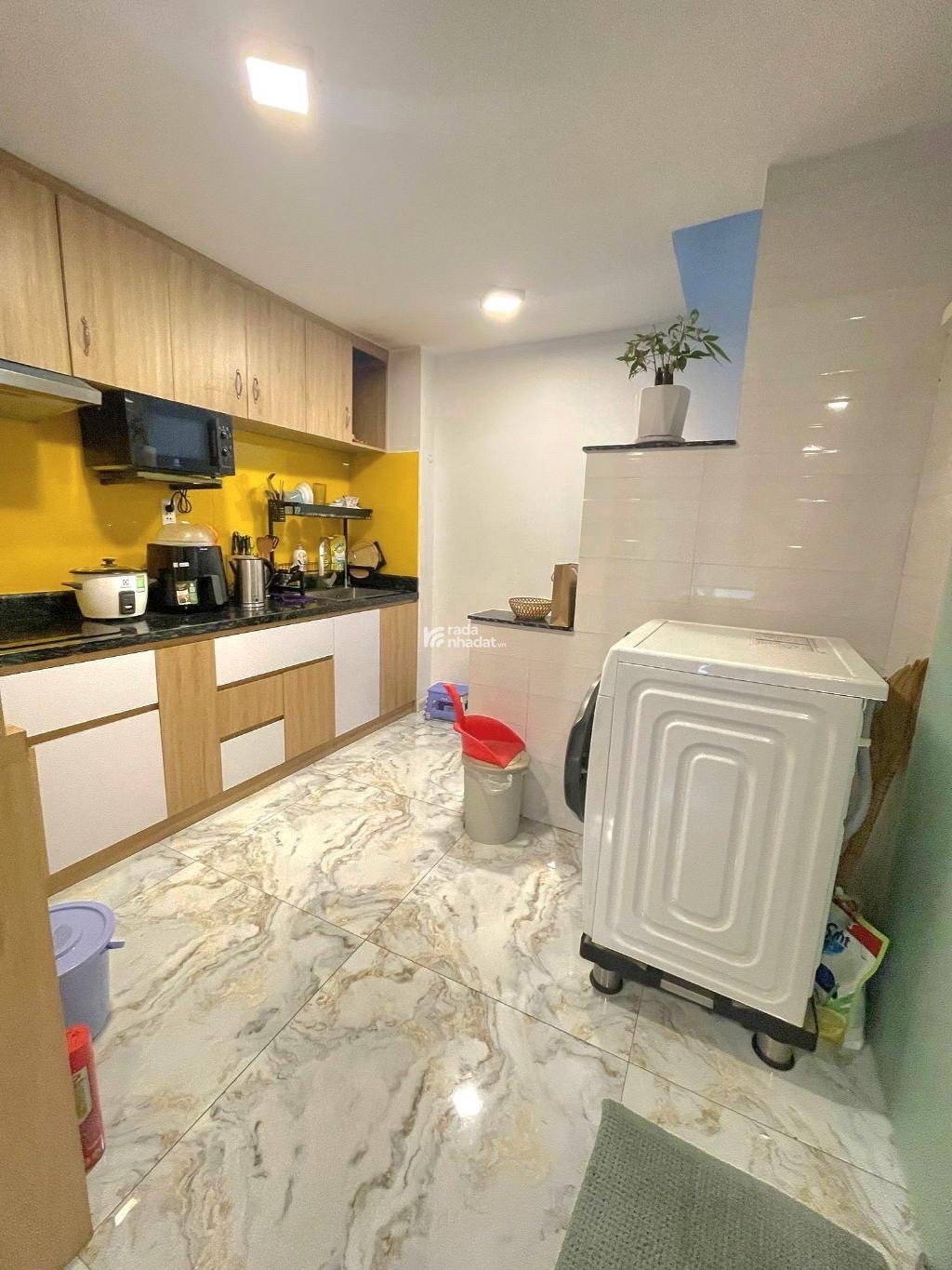 Nhà Đẹp - 3 tầng - 34m2 - HXH - Chỉ 4.2 Tỷ